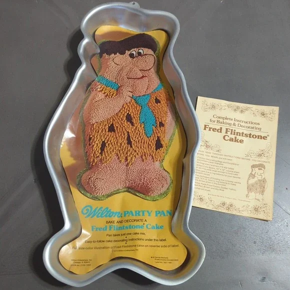 Wilton Fred Flintstone Vintage‎ 1975 Cake Pan With Instructions 502-186