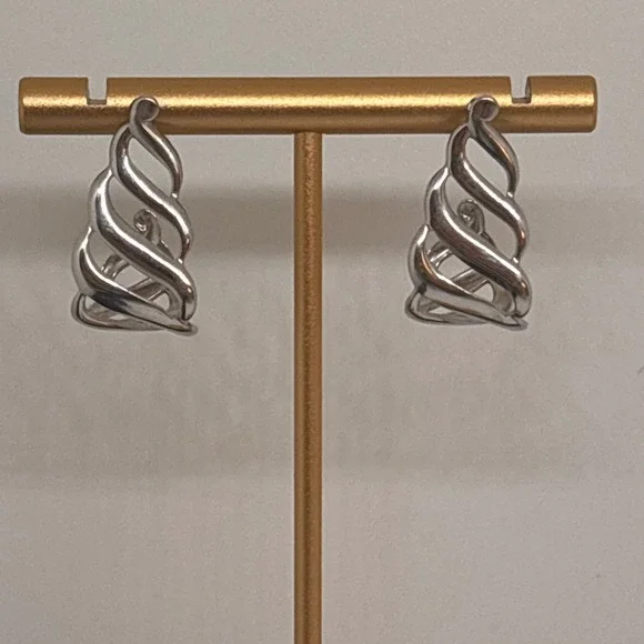 Monet Earrings Womens Silver Tone Twisted Drop‎ Dangle Post Vintage Signed