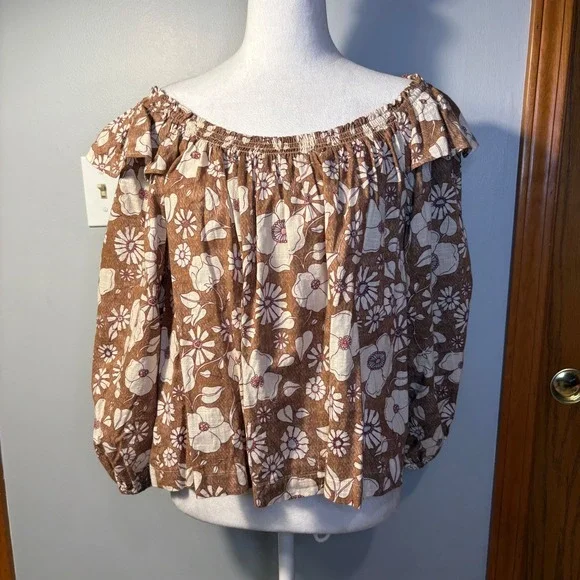 Free People Miss Daisy 100% cotton Brown‎ Floral Off Shoulder Smocked Blouse M
