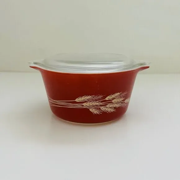 PYREX Burnt Orange Autumn Harvest Wheat Stalk 473-B Casserole Dish 1 Qt With Lid