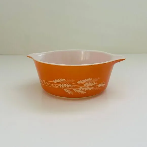 PYREX Rust Orange Autumn Harvest White Wheat Stalks 472-B Casserole Dish 750 ml