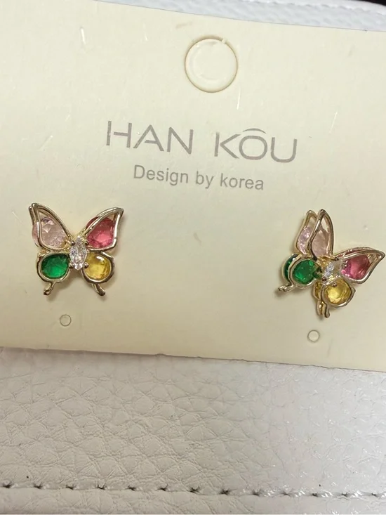 HAN KOU Multicolor Butterfly Stud Earrings