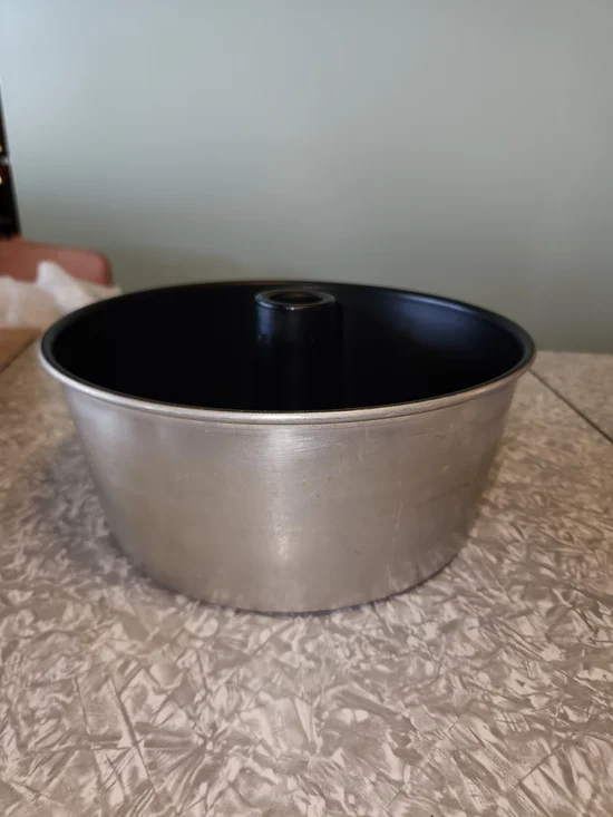 Source Unknown Two-Tone Angel Food Tube Pan - Black Interior, Silver Exterior