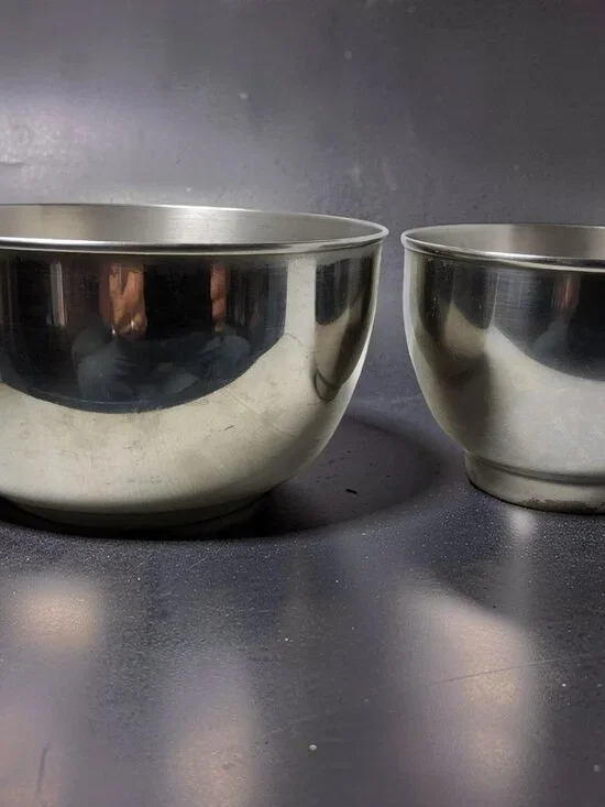 Vintage Stainless Steel Lipped Bottom Made in the US Mixing Bowls