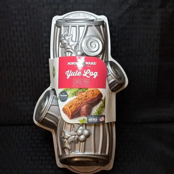 Nordic Ware Christmas Yule Log/Buche de Noel Cake Pan NEW!