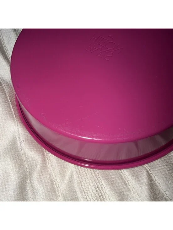 Paris Hilton hot pink Nonstick Bakeware 9inch Round Cake Pan Duty Carbon Steel