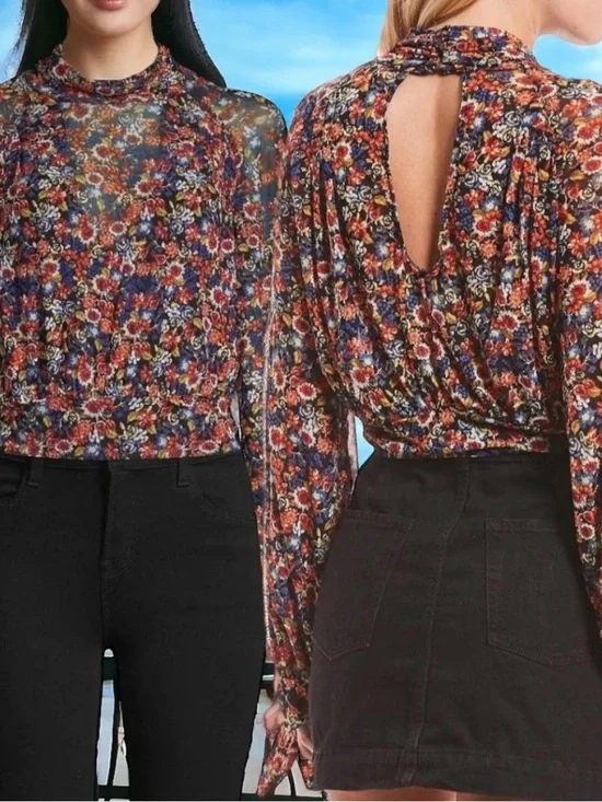 Free People‎ all dolled up floral cropped blouse Size Medium