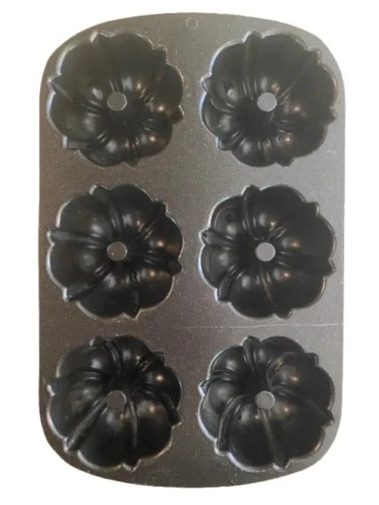Nordic Ware Bundlette Mini Cake Pan Graphite Cast Aluminum Non-Stick Made in USA