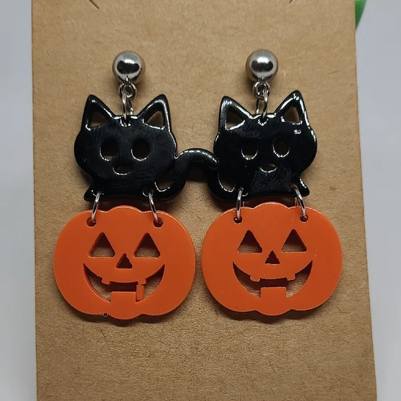Halloween Black Cat and Orange Pumpkin Stud Earrings NWOT Ladies‎ Fall Outdoor
