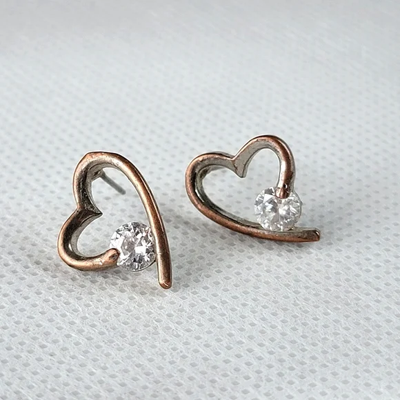 Floating Diamond Heart Earrings