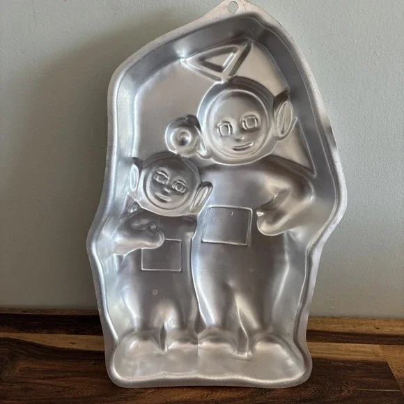 New WILTON Teletubbies Tinky Winky Po Character Cake Pan 1999 Ragdoll #2105-3065