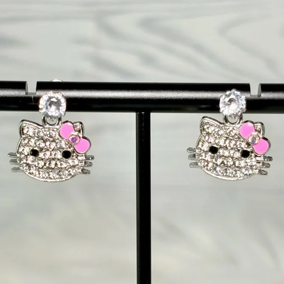 Hello‎ Kitty Crystal Earrings with Pink Bow