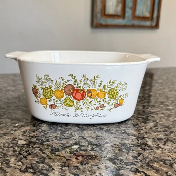 Vintage Corningware spice of life 3 quart Serving Dish with Fruit Motif