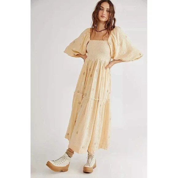 Free People Dahlia Flower Embroidered Cottagecore Cream Spring Maxi Dress‎ Sz S