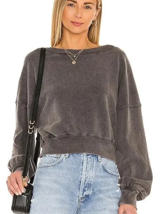 Free People Movement Gray Cropped V-Neck Sweatshirt Small