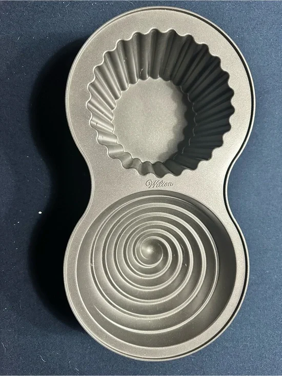 Wilton cupcake cake Baking Pan