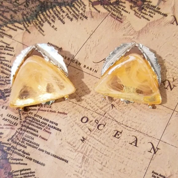 Vintage Bakelite Earrings