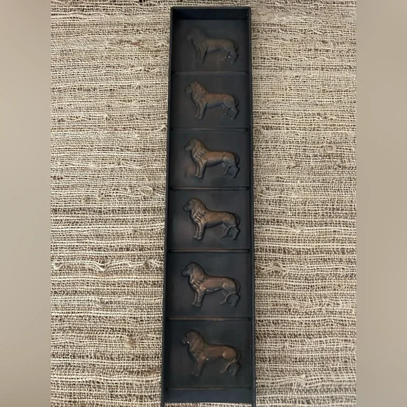 Vintage Copper English Candy Mold  With Lions. Kitchen Collectible.