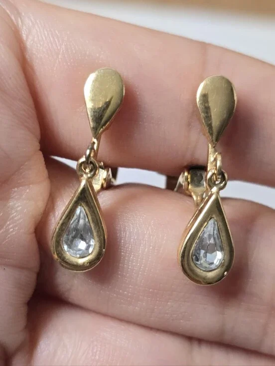Vintage Avon Clear Crystal Teardrop  Drop Earrings,Clip On