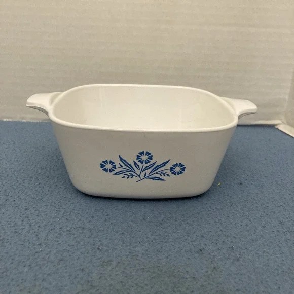 VTG Corning Ware Blue Cornflower 2 3/4 Cup Baking Dish (P-43-B)‎ No Lid