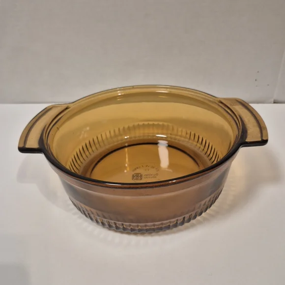 Vintage Anchor Hocking 2 qt Amber Glass Ribbed Casserole Dish 1438‎ Without Lid
