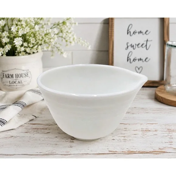 Hamilton Beach Pyrex 4 cup White Milk Glass 6