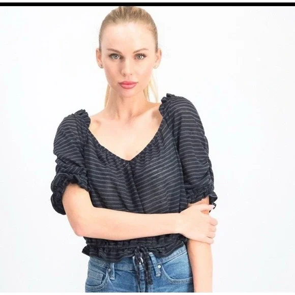 Free People Women's Black Dorothy Puff Sheerish Striped Cropped Tied Top S/Small