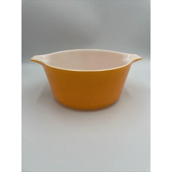 Vintage Pyrex 474-B Handled Casserole 1 1/2 Qt Orange