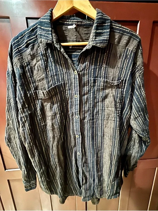 Free People Black & Brown Striped Textured Crinkle Gauze Boho Button-Down Shirt