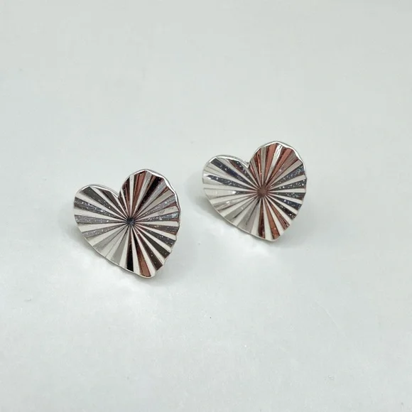 Silver Crinkle Heart Post Earrings
