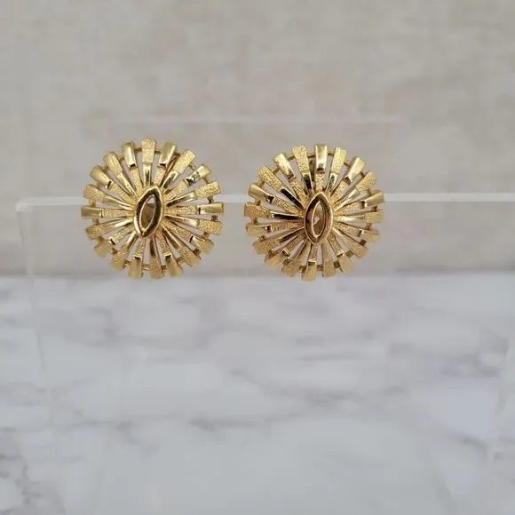 Crown Trifari Atomic Starburst Round Gold Toned Clip On Statement Earrings