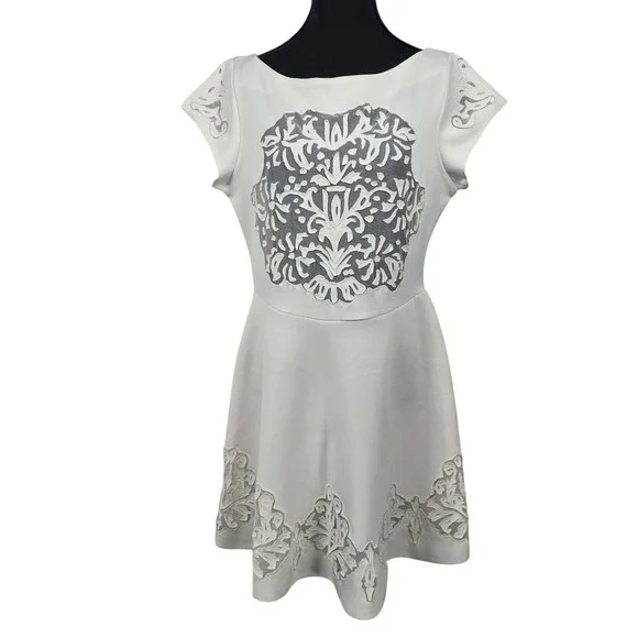 Free People White Lace Applique Fit‎ Flare Mini Dress Womens Medium Boho Chic