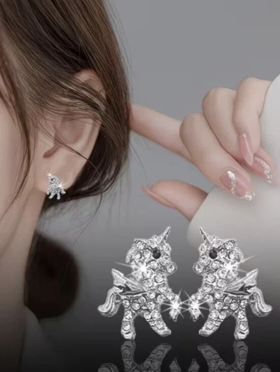 NEW Rhinestone Unicorn Stud Earrings