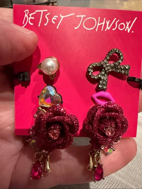 Betsy Johnson Earrings Card