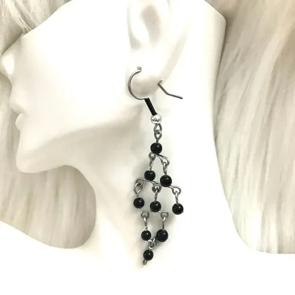 Beaded wire earrings