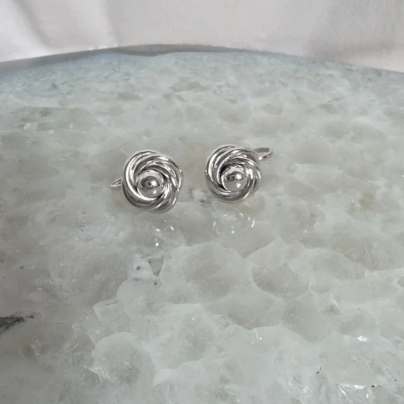 Vintage Coro Silvertone Round Button Screw Back Earrings Signed 1
