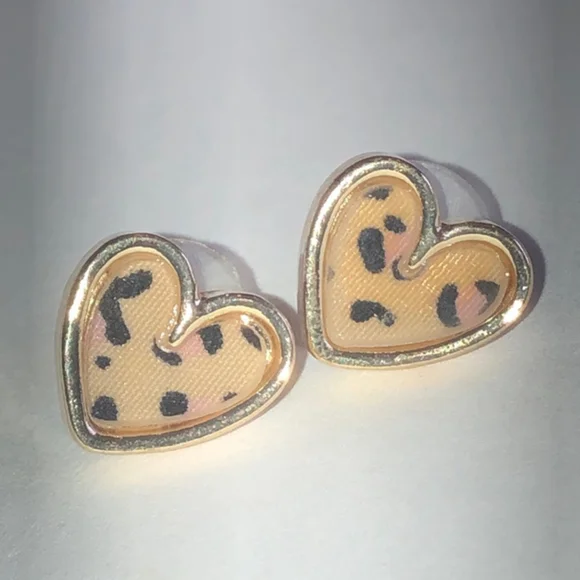 Heart-Shaped Leopard Print Earrings
