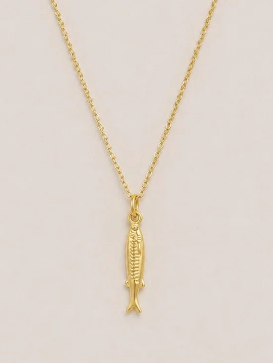 New! 14K Gold Plated Fish Necklace NWOT