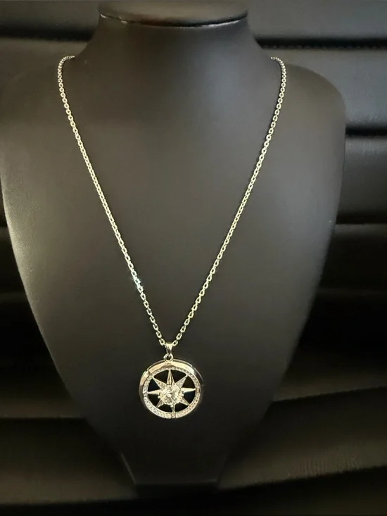 18K White Gold Plated Star Compass 2 CTW Moissanite Pendant Necklace NEW in Box