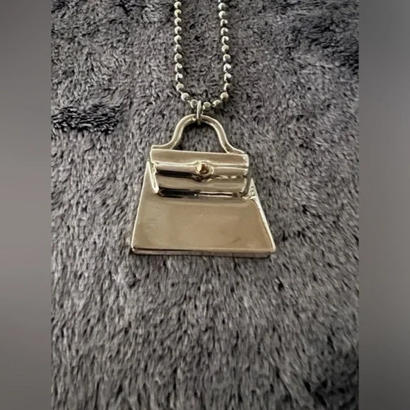 Vintage Silver Colored Handbag Pendant Necklace 38in
