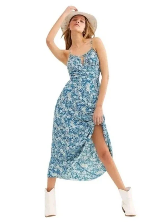 Free People Bon Voyage Midi Dress M Floral Boho Keyhole Smocked Blue Combo