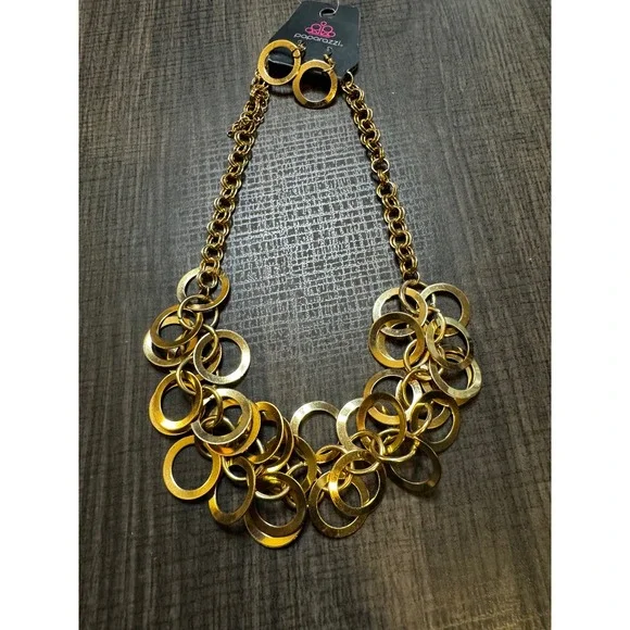 Paparazzi‎ Gold Ring Leader Necklace & Earrings Set Costume Jewelry