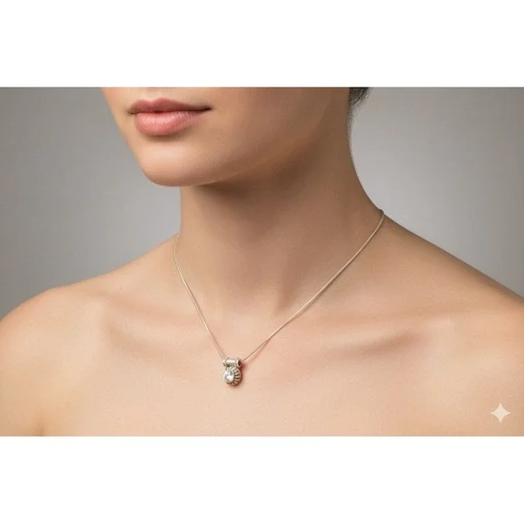 Vtg‎ Topaz in Sterling Silver Pendant with Sterling Silver Necklace Length 21