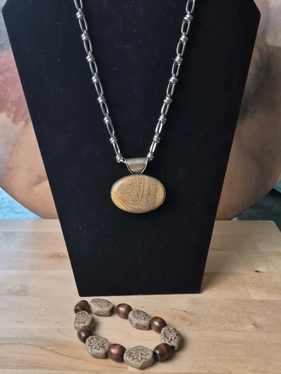 Silver Chain Necklace with Oval Sandstone Pendant - Tan