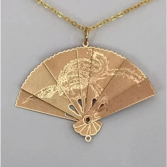 Gold Tone Asian Style Dragon Fan Necklace NWT