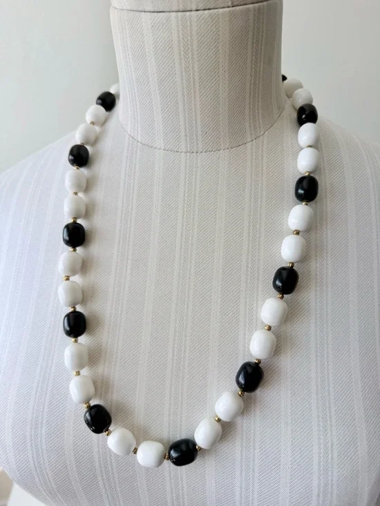 Vintage Marvella Mod Beaded Necklace-Black & White Lucite Milk Glass Style - NWT