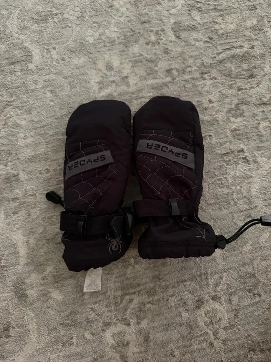 Spyder Black Kids Winter Mittens with Web Stitching