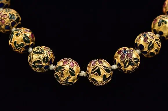 Vintage Wedding Cake Necklace Beaded Chunky Heavy Antiqued Gold Retro 60s BinBL