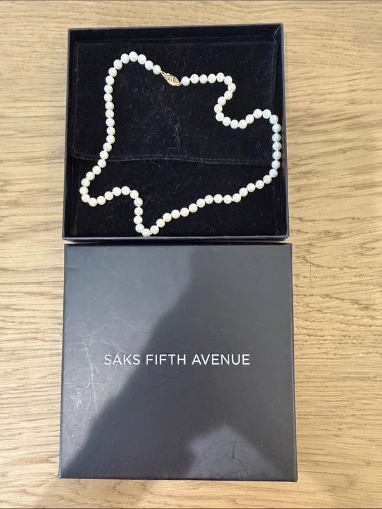 Saks Fifth Avenue White Pearl Necklace with Gold Clasp