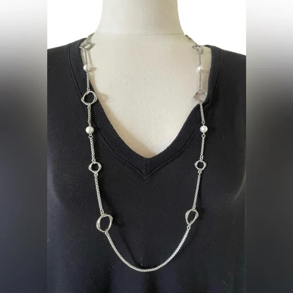 Long Silver Necklace Circle Oval & Pearl Chain Lobster Retro BoHo Soft Girl